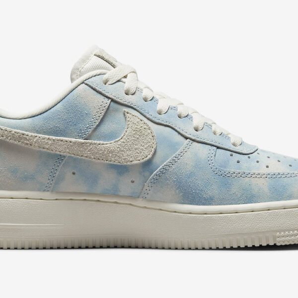 نایک ایرفورس 1 لو کلودی بلو سیل Nike Air Force 1 Low Clouds University Blue Sail