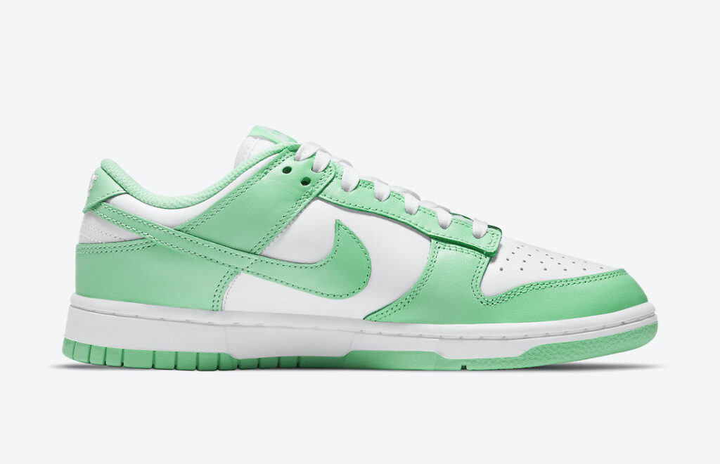 نایک اس بی دانک گرین گلو Nike Dunk Low Womens Green Glow