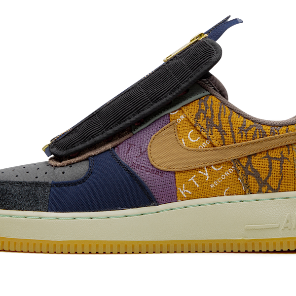 نایک ایرفورس 1 لو تراویس اسکات Nike Air Force 1 Low Travis Scott